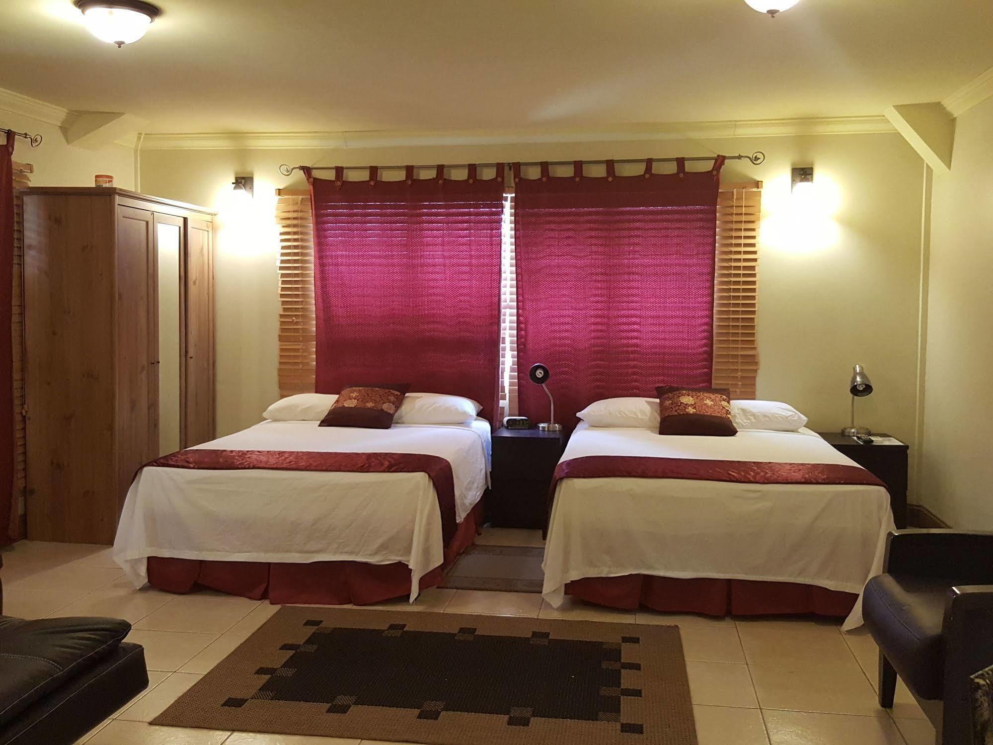 Savannah Maison Guest House Port of Spain Buitenkant foto