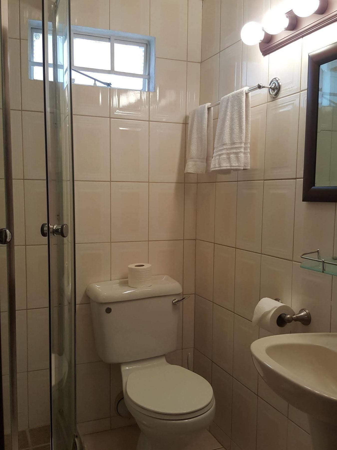 Savannah Maison Guest House Port of Spain Buitenkant foto