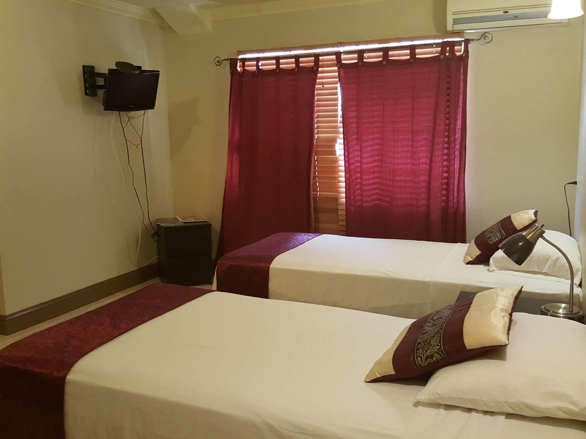 Savannah Maison Guest House Port of Spain Buitenkant foto
