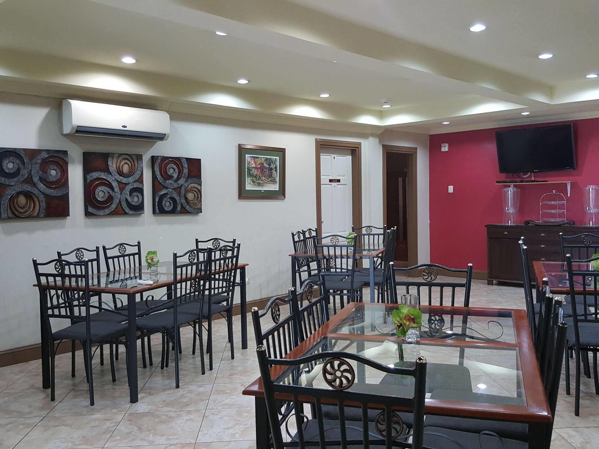 Savannah Maison Guest House Port of Spain Buitenkant foto