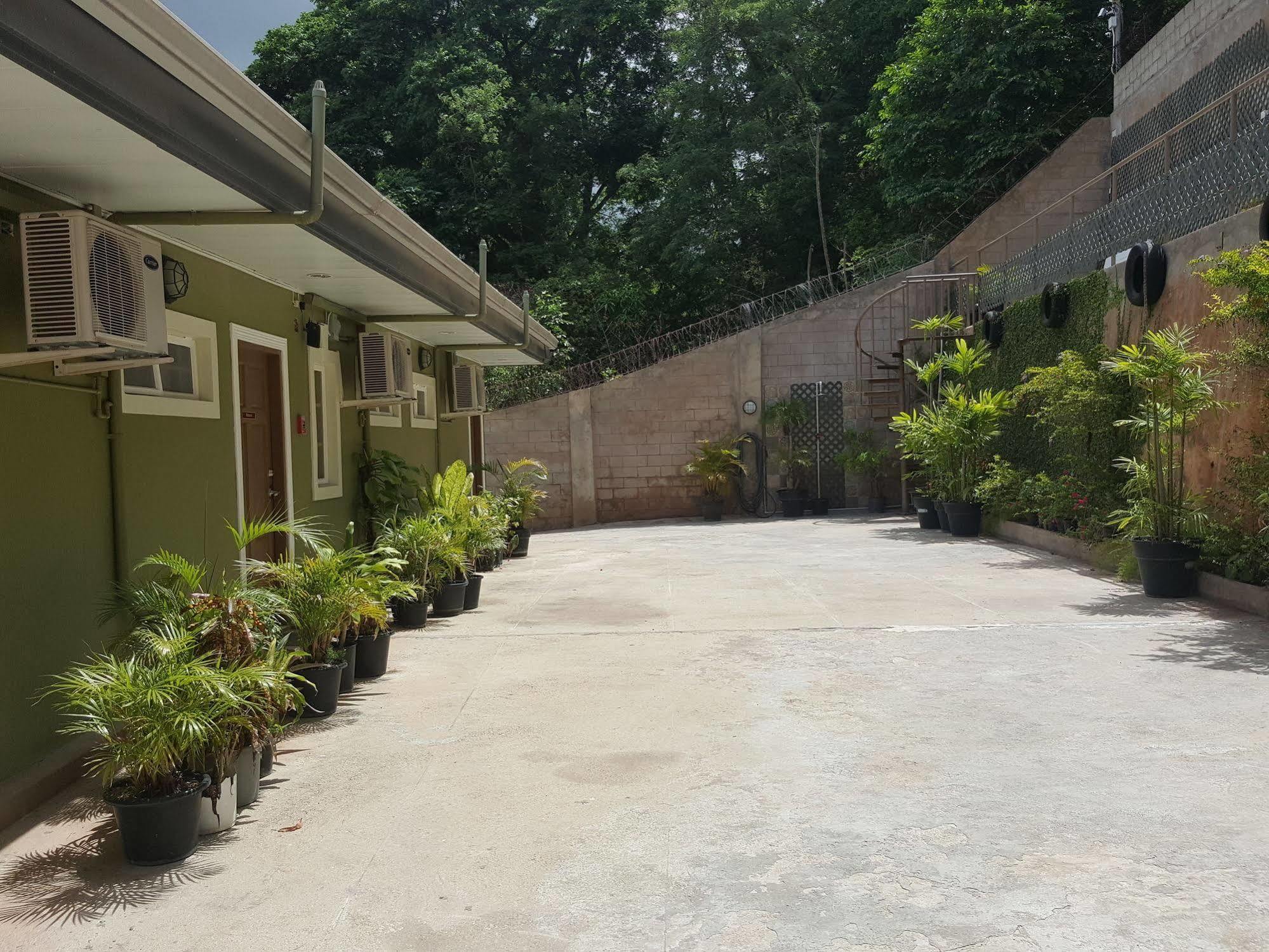 Savannah Maison Guest House Port of Spain Buitenkant foto